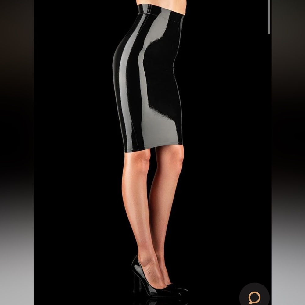 New never used Honey Bridgette Latex skirt